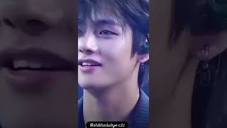 #music #bts #btsbollywoodsong #btsreactiontobollywoodsong #hindisong #wepurpleyoubtsandbtsarmy 😘😘😘😘