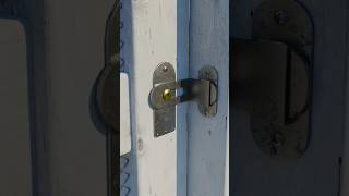 DIY Simple Manual 90° Sliding Wooden Gate Latch 🔐 #slidinglock #woodworking #doorhandles