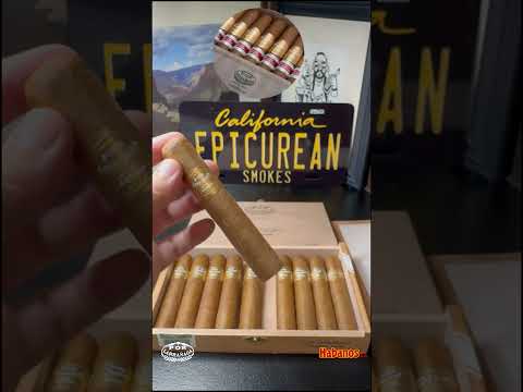 #Unboxing Por Larrañaga Galanes #cigar #habanos #premiumcigars #shorts #history