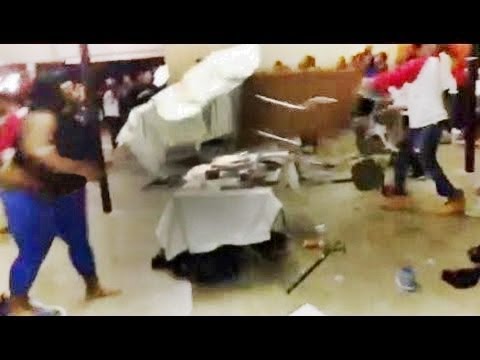 Girl vs Mob =  Girl Wins