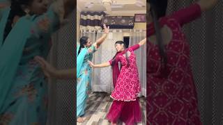 Naccha naccha #boliyanpunjabi #giddalover #trendingshorts #punjabisongdance #punjabioldsongs #smile