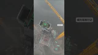 中国桥梁超级工程技术达到了无法解释，只有想得到，没有做不到的，一个敢设计，一个敢建，没有两把刷子的功夫你敢来吗！