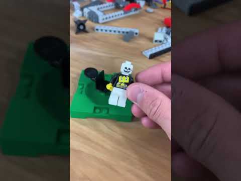 This LEGO sports piece LAUNCHES MINIFIGS