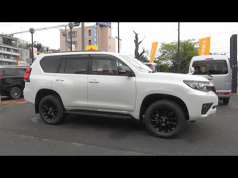 2021 TOYOTA LANDCRUISER PRADO Black Edition 2.8L Diesel 4WD - Exterior & Interior