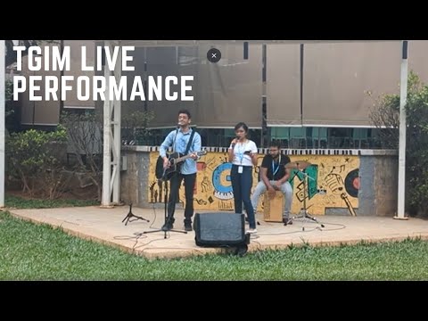 Chahun Main Ya Naa + Galiyaan Live Performance