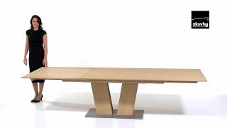 The Skovby SM39 Viktor Dining Table. V is for Viktory.