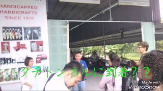 世代を越えて枯れ葉剤の影響？！クチトンネルツアー道中のハンドクラフト屋