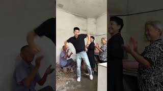中秋佳节，祝您阖家欢乐，身在异乡的您，回家团圆了吗？