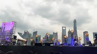 【随手拍】周末参加的上海简单生活音乐节，喜欢狮童乐队的这首《生门》，太好听了