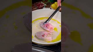 美食教学 - 香煎鲈鱼的做法