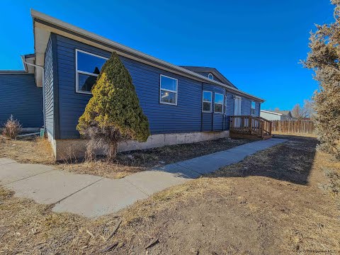 Home For Sale - 816 Sunridge Dr, Cheyenne, WY 82007