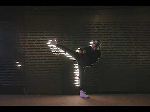 Taekwondo meets Shuffle Dance( on Wembley Park)