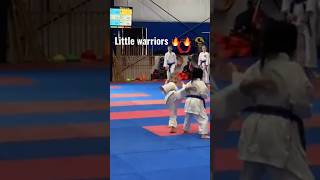 Little girls at karate practice 🔥 🔥#karate#katateka#空手道 #shorts