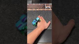 现在遥控车都这么迷你了嘛，动力十足！#测评#玩具#这玩具好炸裂