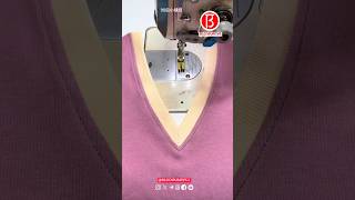This V-neck is simple and beautiful