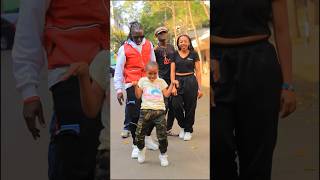 Zungusha jabidii #funnyshorts #tiktokdancechallenge #kenyadance #trendingshorts #trendingtiktok