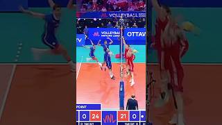 Brilliant Setter Dump by Antoine Brizard 🔥 #epicvolleyball #volleyballworld #volleyball
