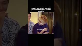 namjoon used his arm to prevent jimin from falling back when he is laughing🤔🧐