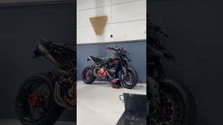 Ducati Hypermotard 950 special by Laren #ducatihypermotard #hypermotard #supermotard #motard