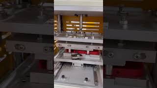 Ultrasonic Plastic Welding Heat Staking Machine is to bond several separate parts into a assembly