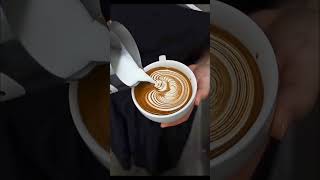 Swan Coffe Latte art #barista #coffeeart #espressoyourself #coffee #shorts #shortvideo