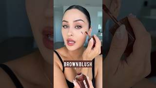 Brown Blush l Christen Dominique