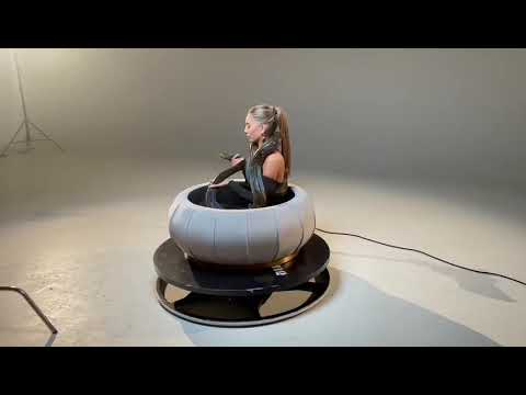 20ft giant monster python and dancer