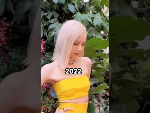 OMG! The camera flashes!📸✨💀 #followme #blackpink #kpop