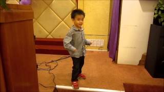 Gangnam style ??? It's Lucas style !!!