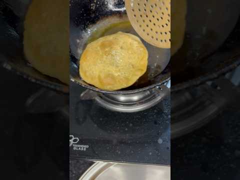 Poori | #wheatpoori #poori #poorialoo #easyrecipe #recipe #recommended @sonali_kapoor