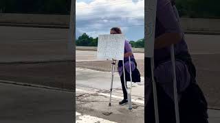 Homeless women ask 4 Help Streets Of Memphis 👀! #streets #memphis #shorts