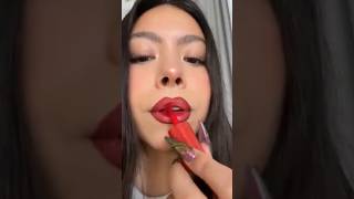Viral lipstick hack #viralhacks #lipstickhacks #trendinghacks #youtube