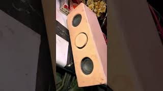 Bluetooth speaker #basstest #bluetooth #bluetoothspeaker #bluetoothspeakerkaisebanaye #speakertest