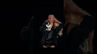 Rosé’s “Deadline” solo was pure emotion🥀😔🙂‍↕️ #ROSÉ #DeadlineConcert #RoséSolo #BLACKPINK #RoséLive