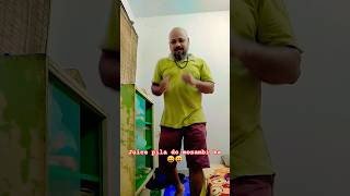 Juice pila do mosambi ka. 😛😛#comedy #comedy #funny #comedia #jokes #song #varshana #entertainer