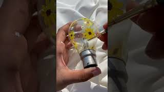 Painting flowers on a bulb 🌼 #art #artforbeginners #painting #aesthetic #bulb #diy #diycrafts #draw