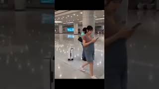 Smart baggage robot