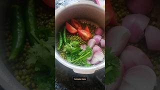 Easy green gram Curry🍛🌿#shorts #recipe #greengram #dal #curry
