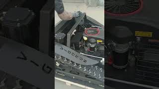Diserbatrice cingolata radiocomandata prodotta in Cina #tondeuse #mower #funkmäher #lawnmower