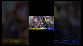 Babar Azam take over tabraiz shamsi💣