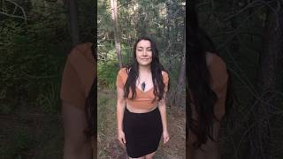 She can't get enough knapping #offgrid #bushcraft #flintknapping #obsidian #diy #outdoor #diygear