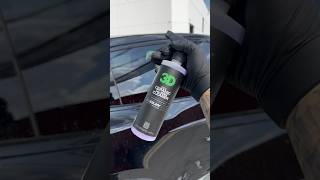 Drive safe in any conditions through improved visibility & glass clarity w/ SiO2 Glass Cleaner