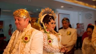 Javanese Wedding Ceremony And Akad Nikah ( English ) - Damian And Rosalina Donohue