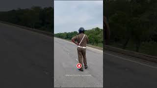 පොලිසිය කියපු දේ අහන්නෙ නැති කොල්ලට උන දේ | Wishwa Danuma Gaweshaka - විශ්ව දැනුම ගවේශ