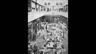 这是张罕见的摄于1937年的首都中央商场内景照片，才开业一年多的中央商场生意兴隆，吃穿用商品无所不卖，这场景老南京不要太熟悉了！#中央商场#新街口#民国时期#南京#南京老照片 #南京