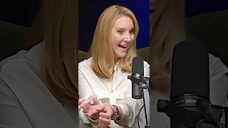 Lisa Kudrow watching Friends after Matthew Perry’s death #interview #LisaKudrow #shorts #Friends