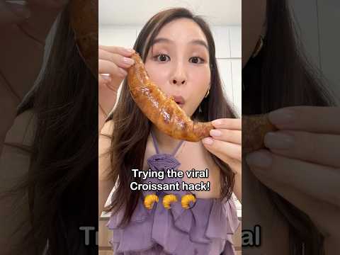 Trying the viral rice paper croissant 🥐