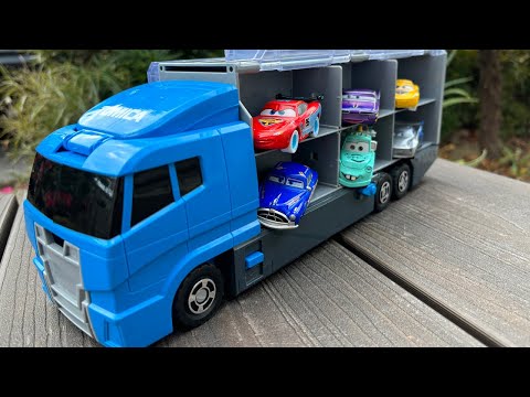 Disney Cars ☆ Let's play with Tidy Up Convoy and the big Pokémon Monster Ball!