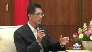 楊部長表揚黃志明先生於印度恐怖事件中捨身救人事蹟