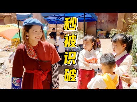 社牛的旅行？在青海假装当地人，穿民族服饰混入万人盛会